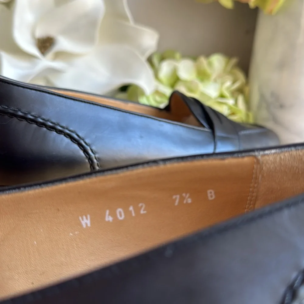 Ralph Lauren Made in Italy Heeled Penny Loafer in Black Leather - Picture 9 of 16